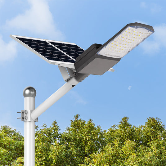 Bright 400 W solar powered street lights for parking lots