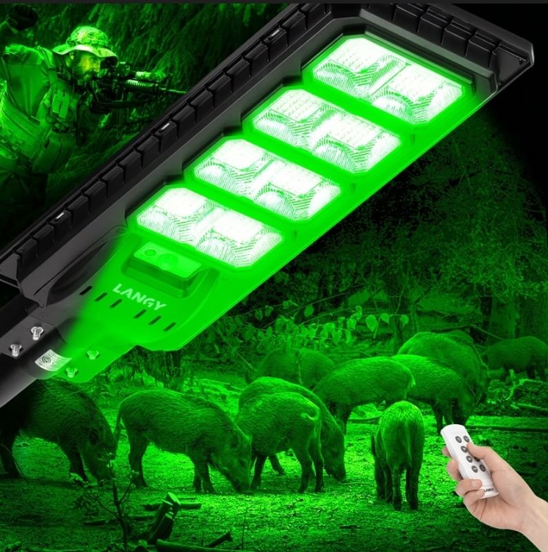 Load image into Gallery viewer, Powereful Solar Green Feeder Light for Hunting-25,000 lumens
